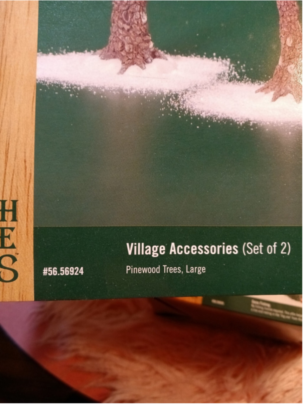 Dept 56 Pinewood Trees Large Village Accessories North Pole & Gone Fishing - Picture 5 of 11
